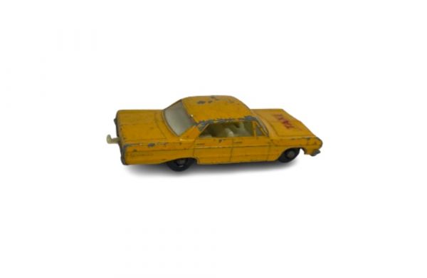 Matchbox Chevrolet Impala Taxi - Image 2