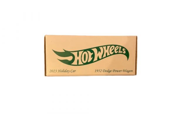 Hot Wheels RLC Exclusive Holiday 1952 Dodge Power-Wagon - Image 2