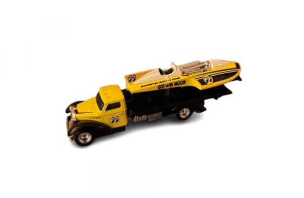 Hot Wheels Premium Mooneyes Classic Hydroplane & Speed Waze