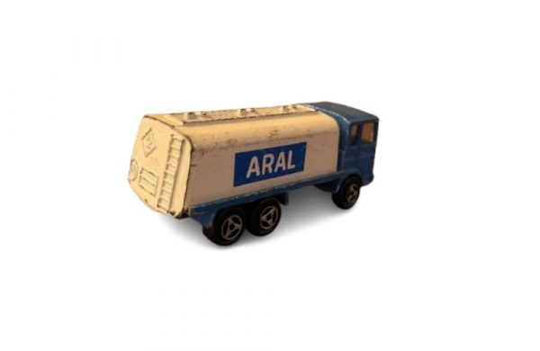Majorette Saviem Aral Truck - Image 2