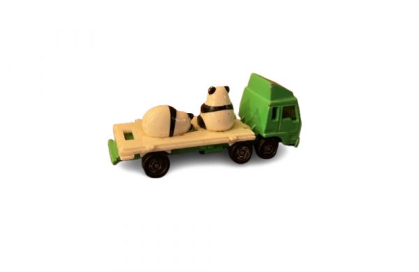 Tomica 1988 Mitsubishi Fuso Animal Carrier - Image 2