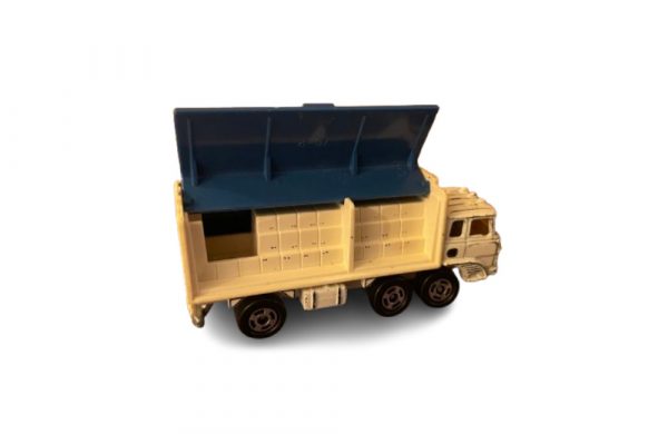 Tomica Fuso Pepsi Cola Delivery Truck - Image 3