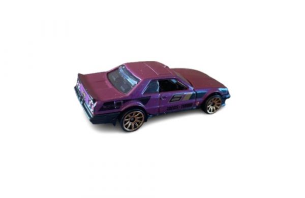 Hot Wheels 82 Nissan Skyline R30 Purple - Image 2