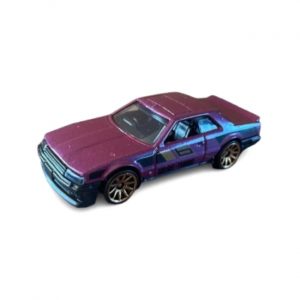 Hot Wheels 82 Nissan Skyline R30 Purple
