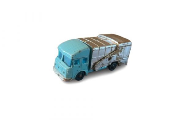 Husky Refuse Truck