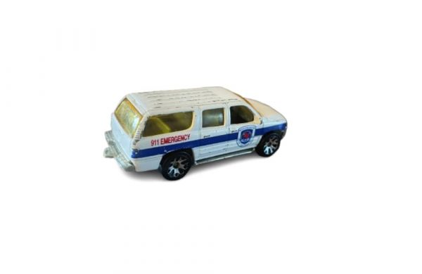 Matchbox 2000 Chevy Suburban - Image 2