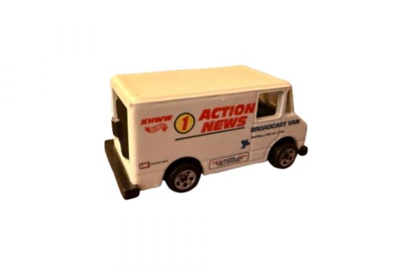 Hot Wheels 1986 Action News Broadcast Van - Image 2
