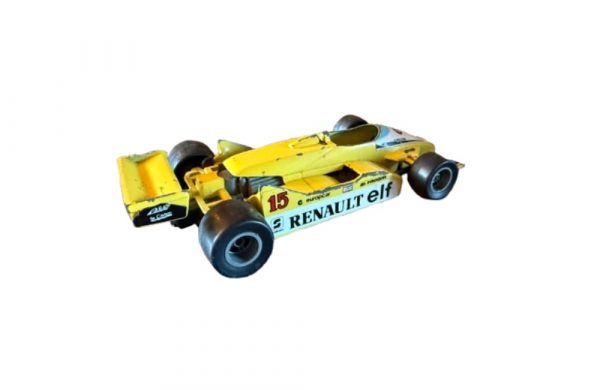 Hot Wheels 1/25 Renault F1 Car Made In Italy - Image 2